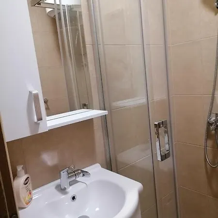 Apartmani 15 采蒂涅 外观 照片