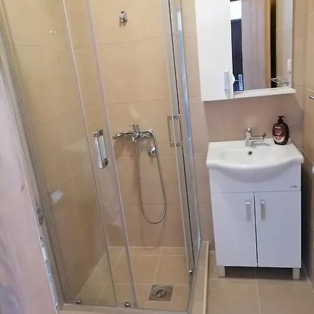 Apartmani 15 采蒂涅 外观 照片