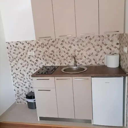 Apartmani 15 采蒂涅 外观 照片