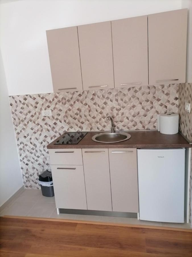 15 * Цетине
